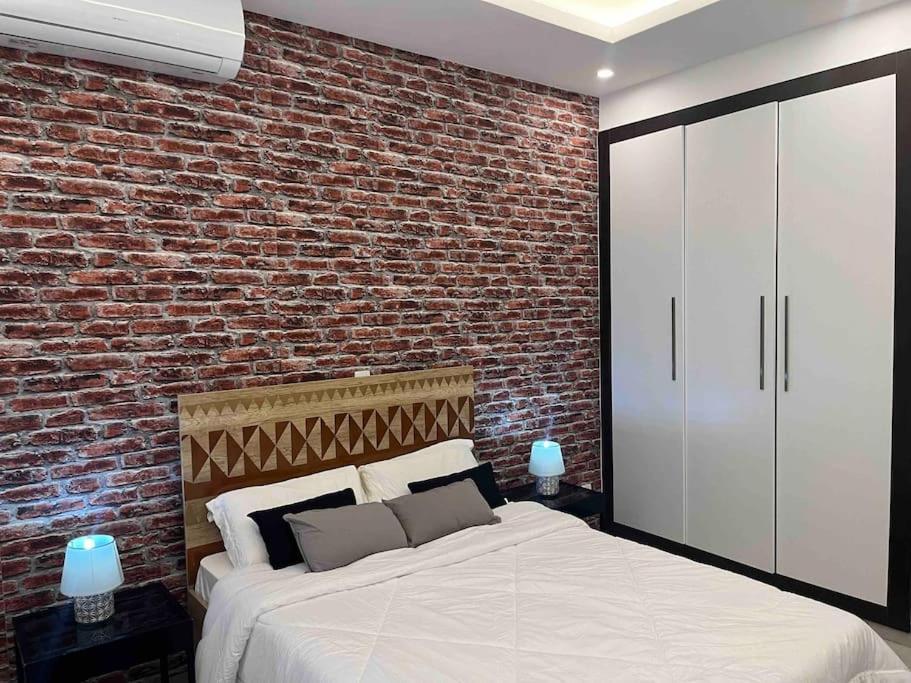 Luxueux Appartements - 2 Pieces Ou 4 Pieces - Quartiers Prises D'Almadies Et Ngor" Dakar Eksteriør bilde