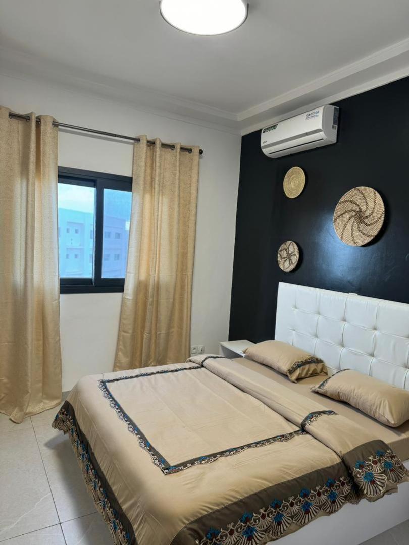 Luxueux Appartements - 2 Pieces Ou 4 Pieces - Quartiers Prises D'Almadies Et Ngor" Dakar Eksteriør bilde