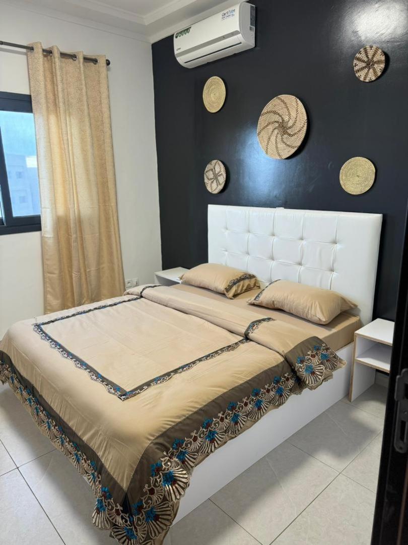 Luxueux Appartements - 2 Pieces Ou 4 Pieces - Quartiers Prises D'Almadies Et Ngor" Dakar Eksteriør bilde