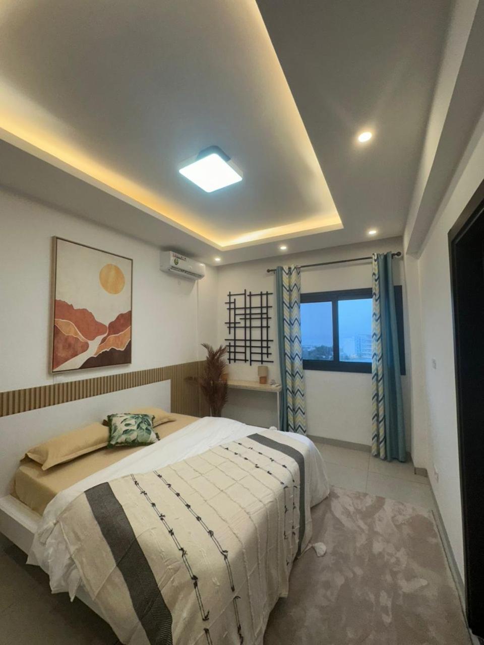 Luxueux Appartements - 2 Pieces Ou 4 Pieces - Quartiers Prises D'Almadies Et Ngor" Dakar Eksteriør bilde
